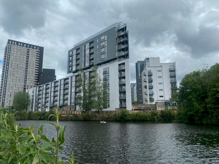 2 Bedroom Flat To Rent In Vie Building, Manchester, M3