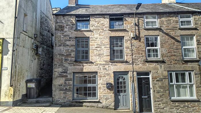 3 Bedroom End Of Terrace House For Sale In Fore Street, Camelford, PL32