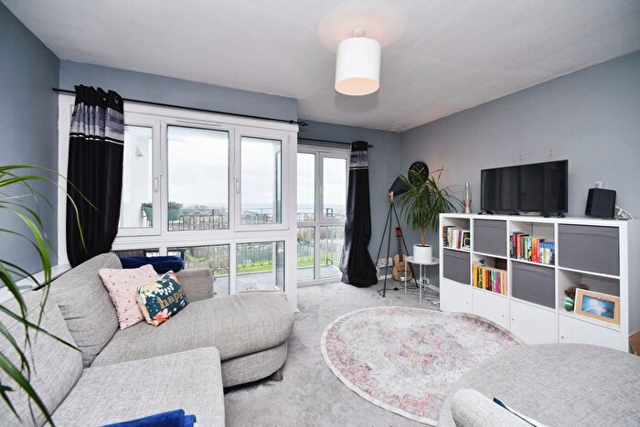 2 Bedroom Flat To Rent In Bowring Way, Brighton, BN2