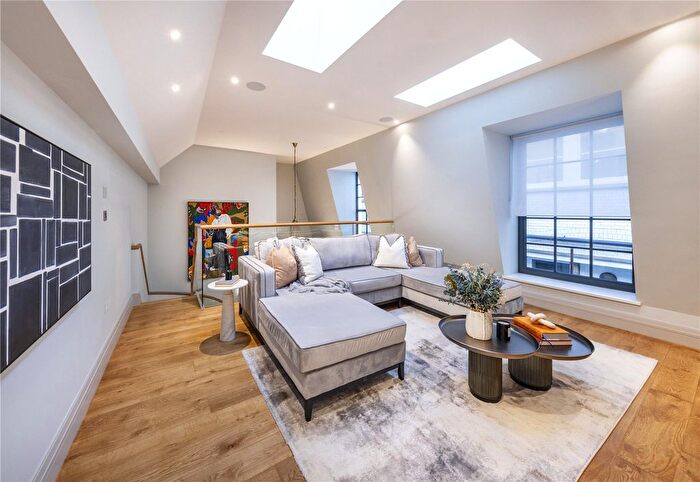 2 Bedroom Town House For Sale In Strand Chambers, Strand, WC2R