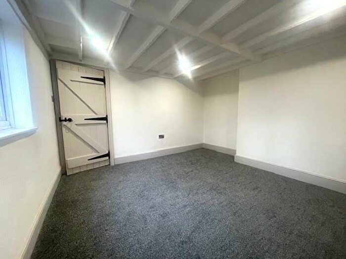 3 Bedroom Terraced House For Sale In The Hill, Kirkby-In-Ashfield, NG17