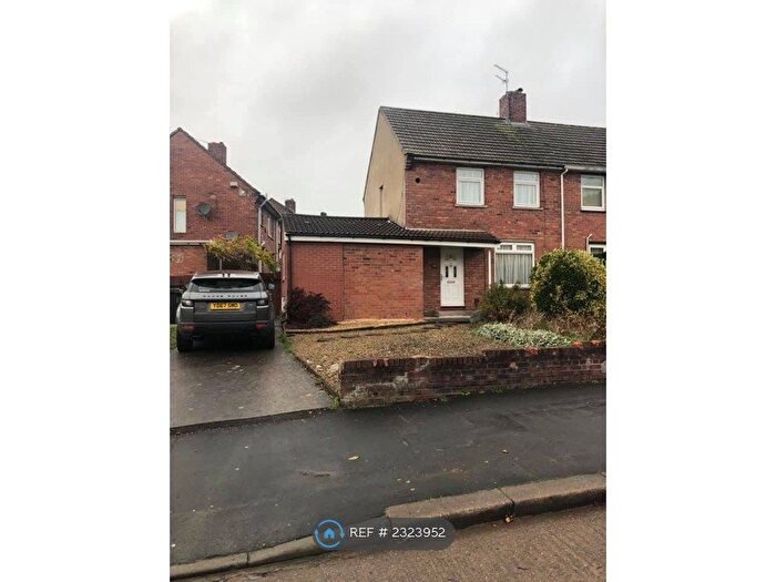 4 Bedroom Semi-Detached House To Rent In Romney Ave, Bristol, BS7