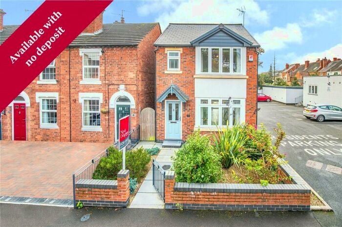 3 Bedroom Detached House To Rent In Northumberland Avenue, Kidderminster, Worcestershire, DY11