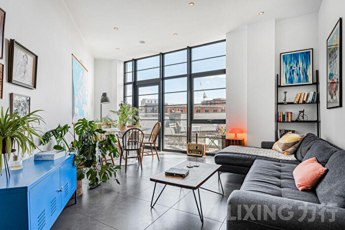 1 Bedroom Apartment For Sale In Powis Street, Woolwich, SE18