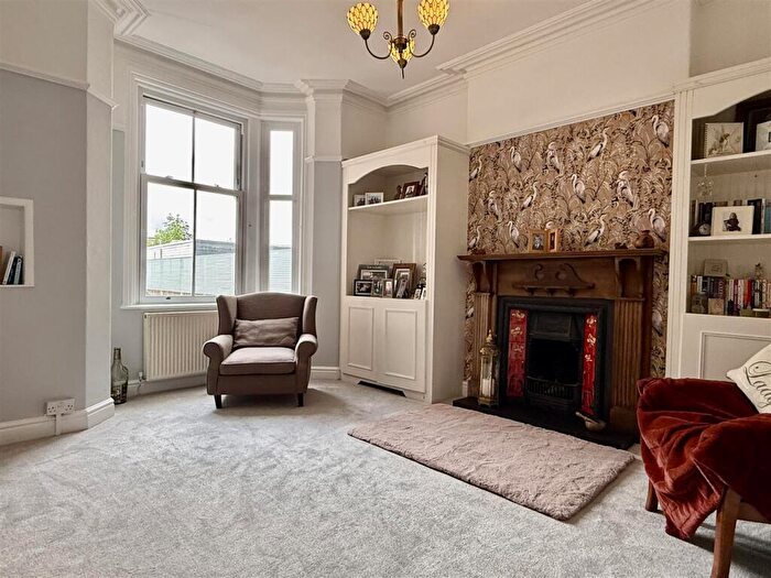 5 Bedroom Semi-Detached House For Sale In St. Andrews Road South, Lytham St Annes, FY8