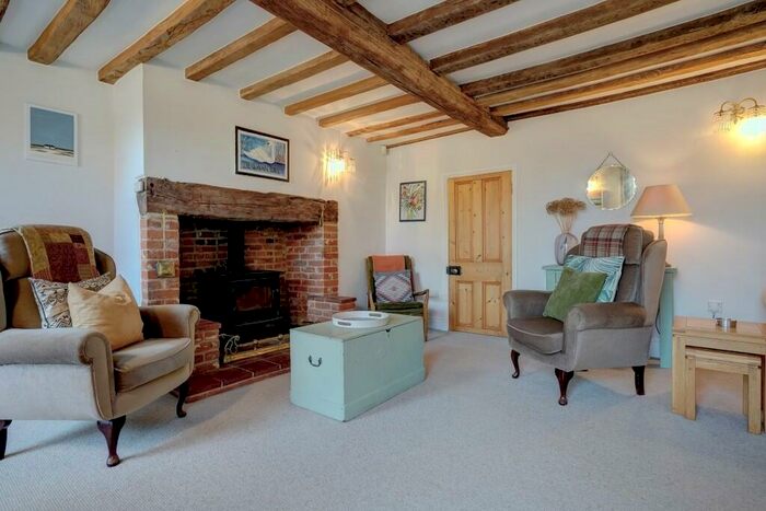 4 Bedroom Detached House For Sale In Loddon Road, Norton Subcourse, Norwich, NR14