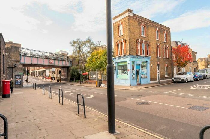 2 Bedroom Flat To Rent In Parsons Green Lane, Parsons Green, London, SW6