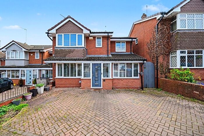 4 Bedroom Detached House For Sale In Harebell Way, Boughton Vale, Rugby, CV23