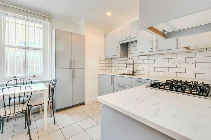 2 Bedroom Flat To Rent In Peterborough Villas, London, SW6