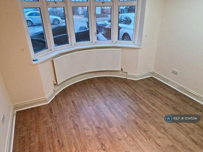 4 Bedroom Terraced House To Rent In Ravenswood Crescent, Harrow, HA2