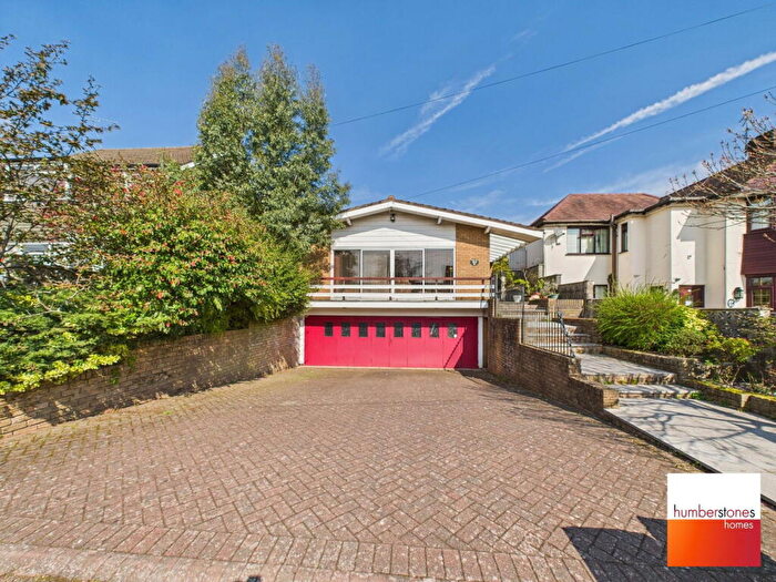 3 Bedroom Detached Bungalow For Sale In Woodgreen Road, Oldbury, B68