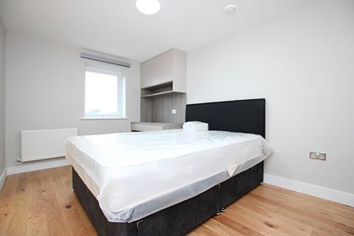 5 Bedroom Terraced House To Rent In Over Drive - Charlton Hayes, BS34