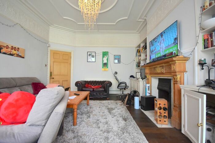5 Bedroom Flat To Rent In Wexford Road, Wandsworth Common, SW12