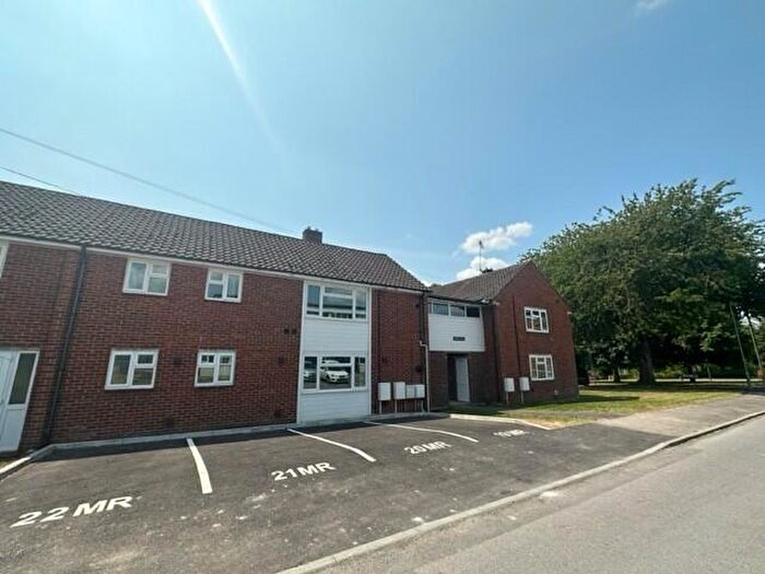 2 Bedroom Flat To Rent In Waverley Close, Bulford Barracks, Bulford, SP4