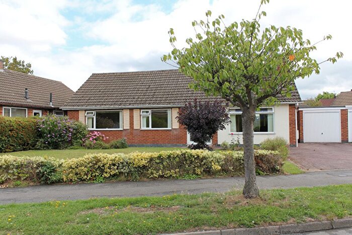 3 Bedroom Detached Bungalow For Sale In Coombe Rise, Oadby, Leicester, LE2