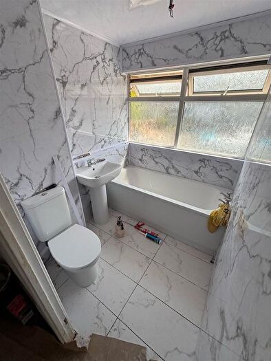 3 Bedroom Terraced House To Rent In Charlemonte Close, Cannock, WS12
