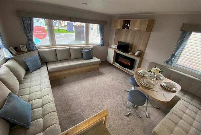 3 Bedroom Mobile/park Home For Sale In Talybont, LL43