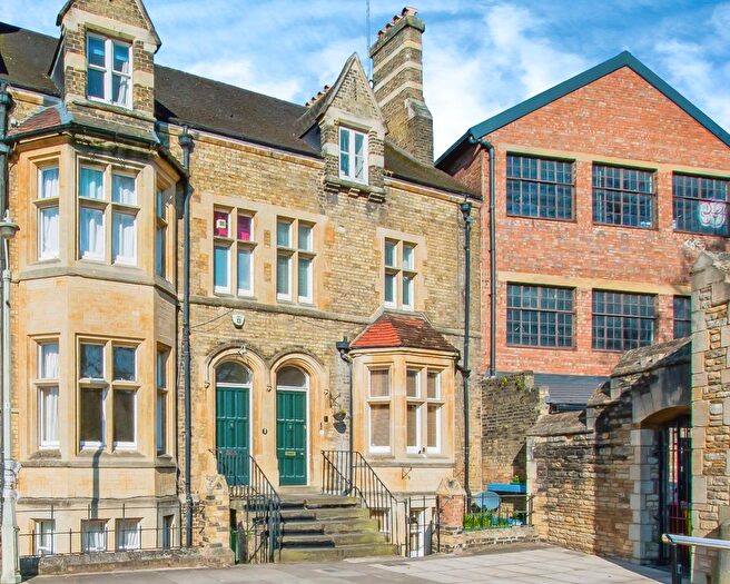 2 Bedroom Property To Rent In Minster Precincts, Peterborough, PE1