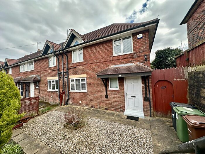 3 Bedroom Terraced House To Rent In Gipton Approach, Leeds, LS9