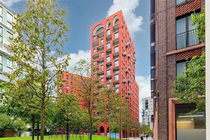 Studio To Rent In Tapper Walk, London, N1C