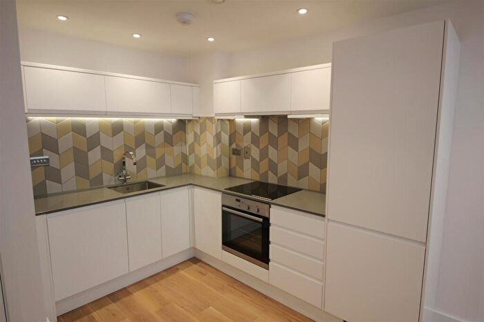 1 Bedroom Flat To Rent In Russell Mews, Brighton, BN1