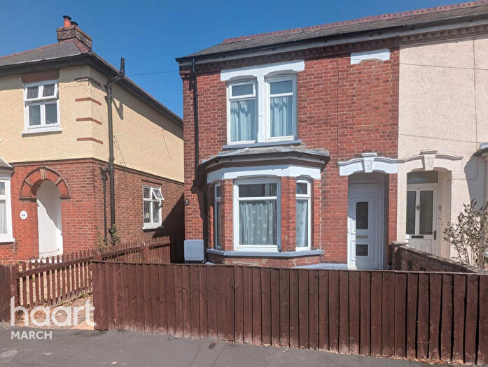 3 Bedroom Semi Detached House For Sale In Hereward Street, March, PE15