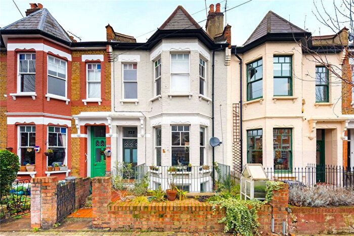 1 Bedroom Maisonette To Rent In Mildenhall Road, London, E5