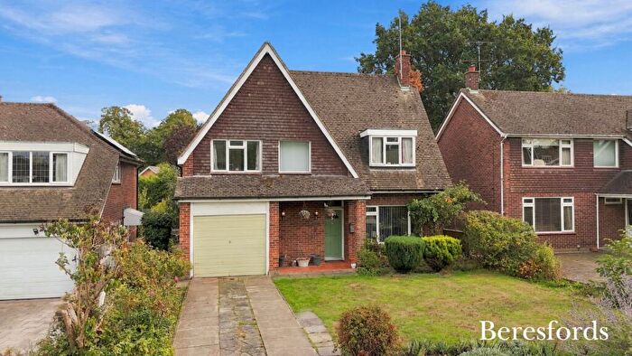 4 Bedroom Detached House For Sale In The Heythrop, Ingatestone, CM4