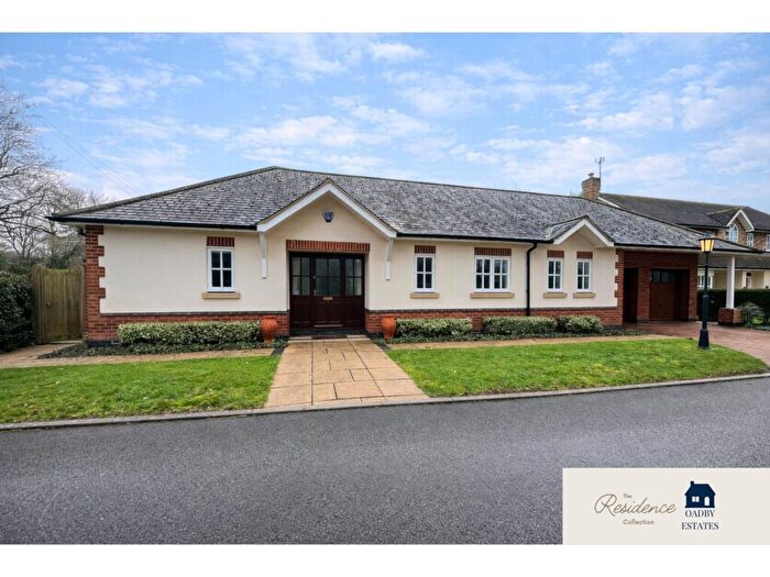 4 Bedroom Bungalow For Sale In Orchard Lane, Great Glen, LE8