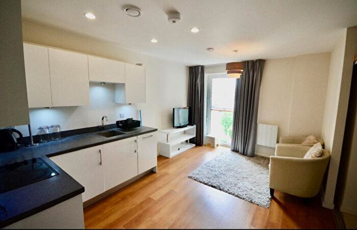 Studio To Rent In The Boathouse, Ocean Drive, Gillingham, ME7