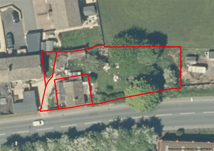 2 Bedroom Bungalow For Sale In Westgate Hill Street, Bradford, West Yorkshire, BD4