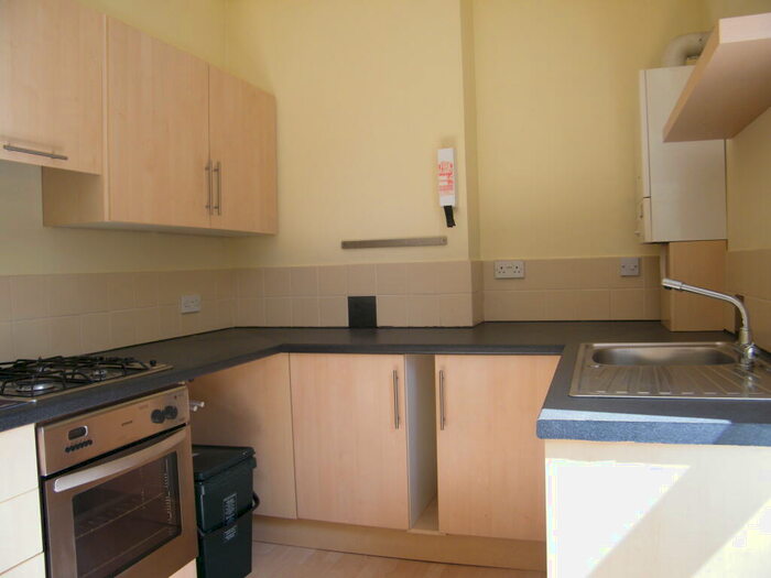 2 Bedroom Flat To Rent In Exeter-Heavitree, EX1