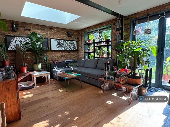 2 Bedroom Flat To Rent In Fairthorn Road, London, SE7