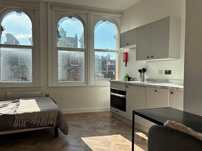 1 Bedroom Flat To Rent In Corn Street, Bristol, BS1