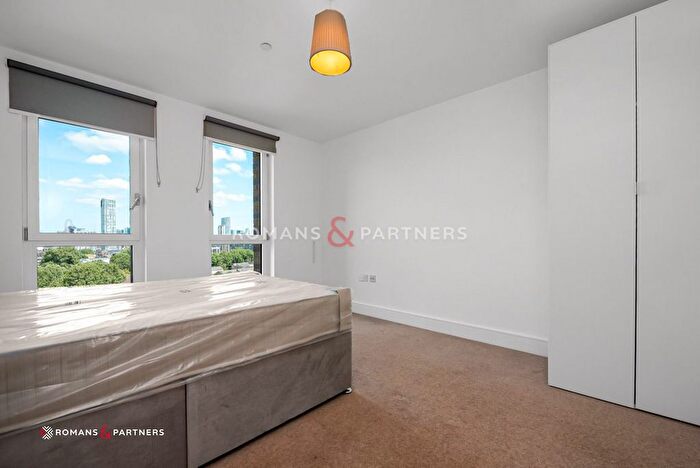 1 Bedroom Flat For Sale In Ivy Point, Bomley-By-Bow, E3