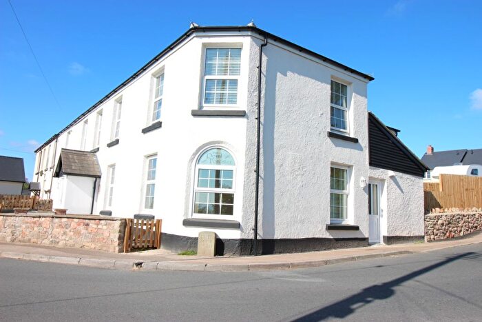 2 Bedroom Flat For Sale In Royal Foresters Court, Cinderford, GL14