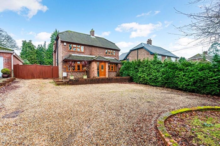 4 Bedroom Detached House For Sale In Rownhams, Southampton, SO16