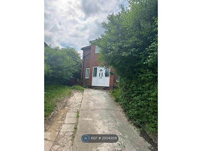 2 Bedroom Detached House To Rent In Darnall Drive, Sheffield, S9