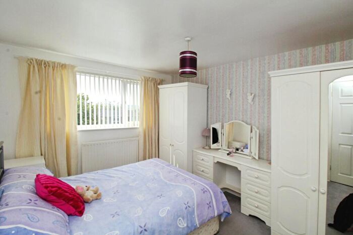 3 Bedroom End Of Terrace House For Sale In Constable Close, Stanley, Durham, DH9