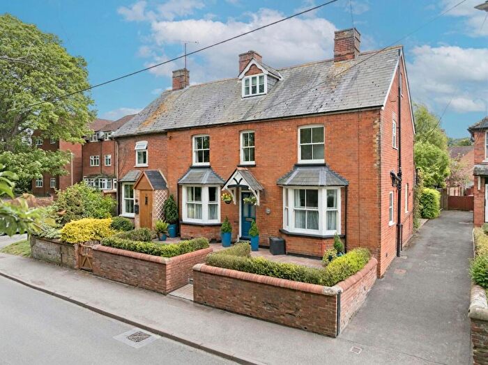 5 Bedroom Semi-Detached House For Sale In Ormond Road, Wantage, OX12