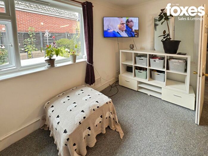 1 Bedroom Semi-Detached House To Rent In Flat, The Crescent, BH1