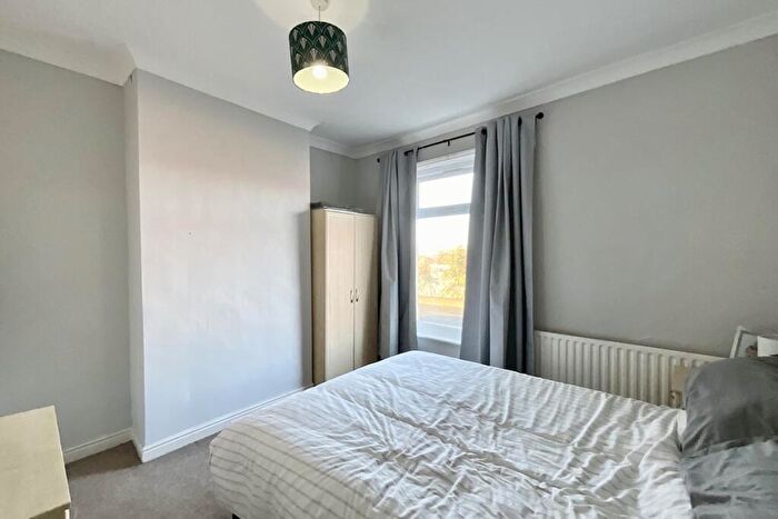 2 Bedroom Terraced House For Sale In Aughton Road, Swallownest, Sheffield, S26