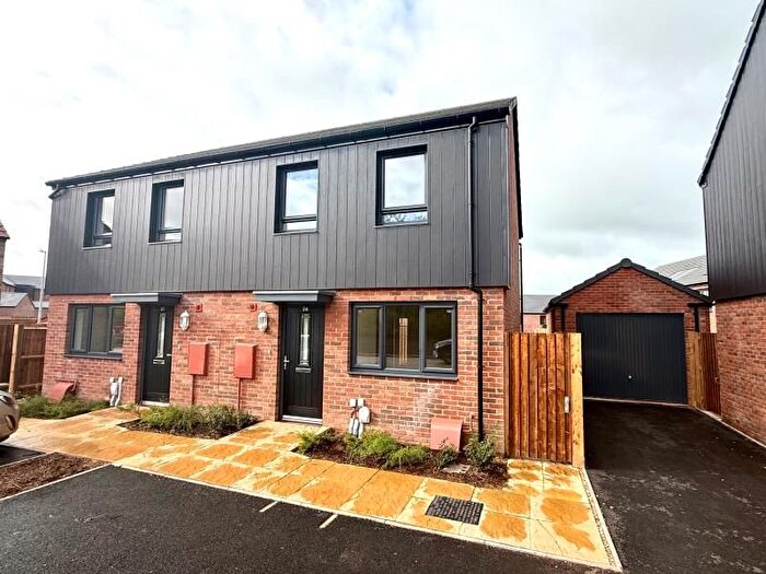 3 Bedroom Semi-Detached House To Rent In Doyle Road, Yate, Bristol, BS37