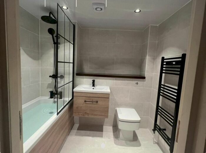 3 Bedroom Flat To Rent In Oldham Road(Ancoats)Luna St, Manchester, M4