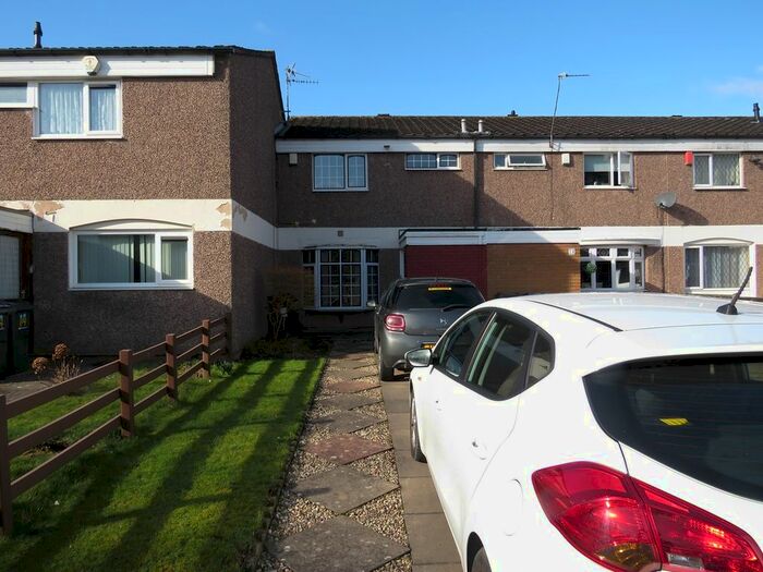 3 Bedroom Terraced House To Rent In Lamb Close, Yorkswood, Birmingham, B34