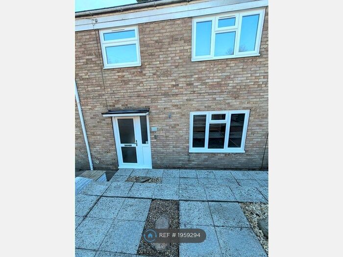 3 Bedroom Terraced House To Rent In Ingress Gardens, Greenhithe, DA9