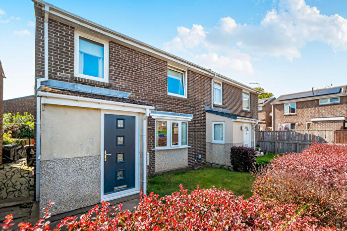 3 Bedroom Semi-Detached House For Sale In North Magdelene, Consett, DH8
