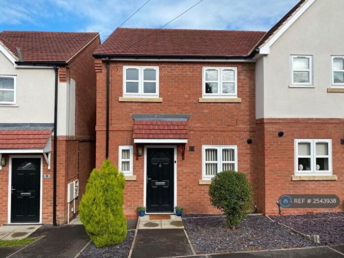 3 Bedroom Semi-Detached House To Rent In Peacock Place, Ilkeston, DE7