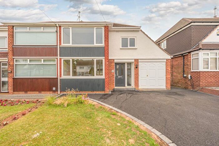 3 Bedroom Semi-Detached House For Sale In Dorchester Road, Pedmore, DY9