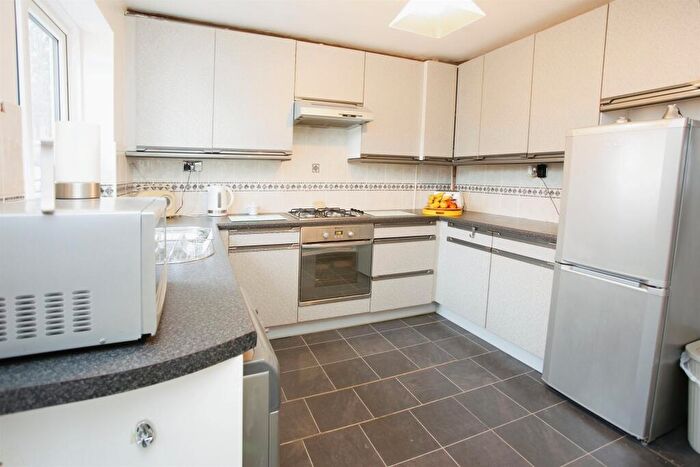 2 Bedroom Detached House For Sale In Beech Grove, Caerphilly, CF83